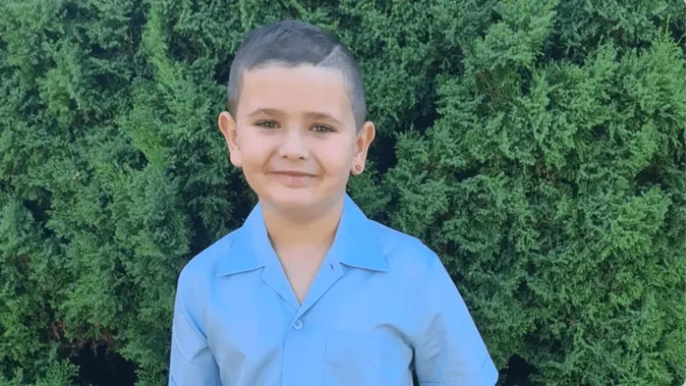 Autorização para desligar os aparelhos foi dada pela família; despedida será nesta terça-feira
