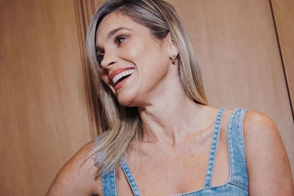 Flávia Alessandra