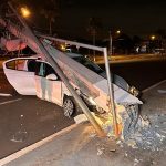 motorista-de-carro-derruba-cinco-postes-em-acidente-em-maringa-e-foge-do-local-sem-prestar-socorro-ao-amigo-que-estava-de-passageiro-3-transformed