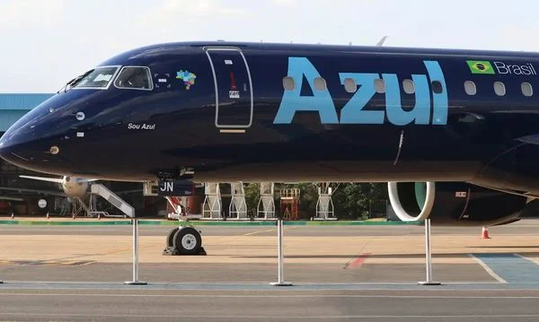 aviao-da-azul-2583617-article