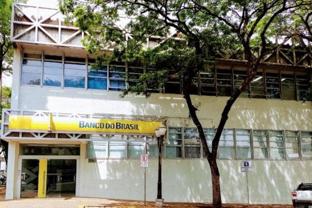 homem-e-preso-ao-tentar-sacar-r-84-mil-com-documentos-falsos-em-nova-esperanca-679765ecd9594