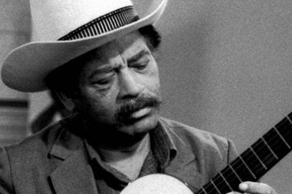 Crédito: TCP/Reprodução. Músico Tião Carreiro.