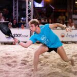 O maringaense Giovanni Cariani tem 21 e chegou ao top 10 do ranking mundial de Beach Tennis da Federação Internacional de Tênis em 2024, ocupando o sexto lugar./ Foto: Redes sociais