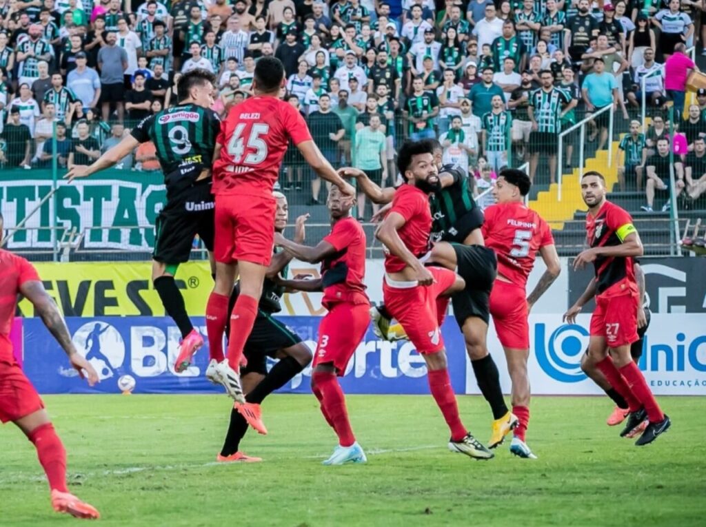 maringafc_1739138800_3564477069973304559_2216905875