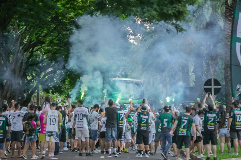 maringafc_1742150713_3589742826084568538_2216905875