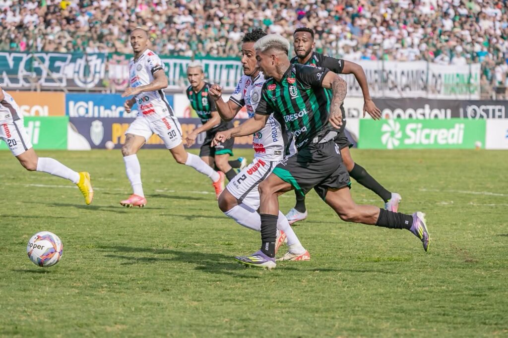 maringafc_1742674196_3594134120462310058_2216905875