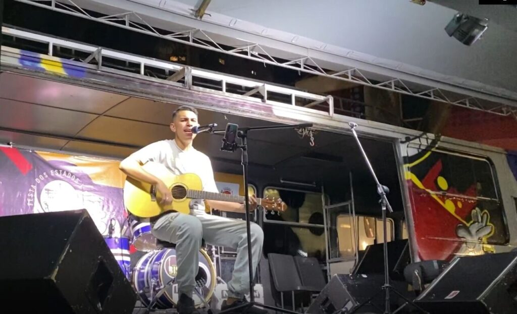 11a6c1a9-abdf-47ce-8b47-7ca6d9a5e92c