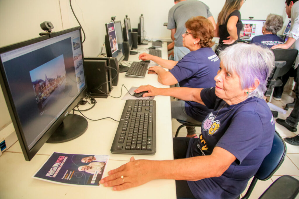 98875526-2e3f-4b48-bcc8-feef41b6f7bc