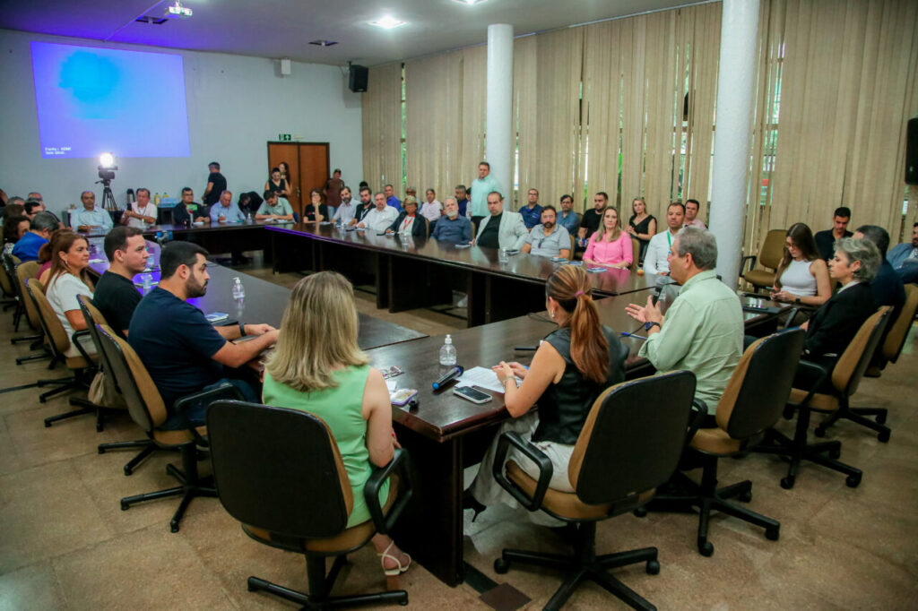 dad6b715-2554-4107-a7c9-77e1c019e915