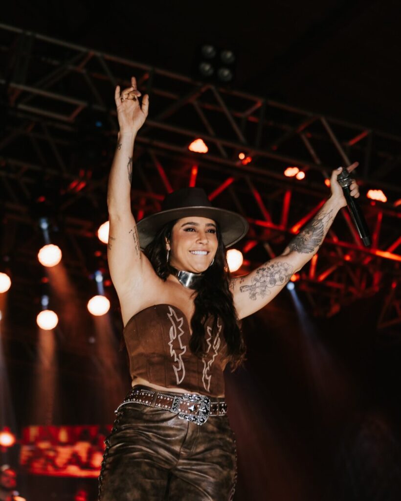 lauanaprado_1742669855_3594097701018842464_36289573