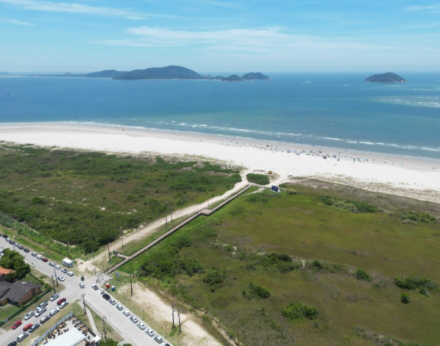pontal do paraná eleita entre as melhores praias