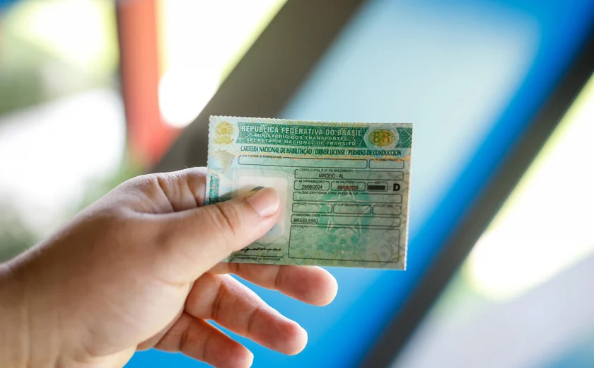 dee75678a75e0d9ed76e118bb7a00100ec374206