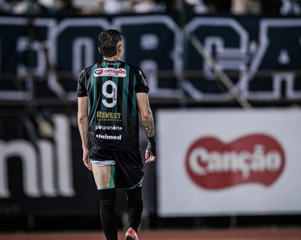 moraes_1745197052_3615297371777681583_371407535