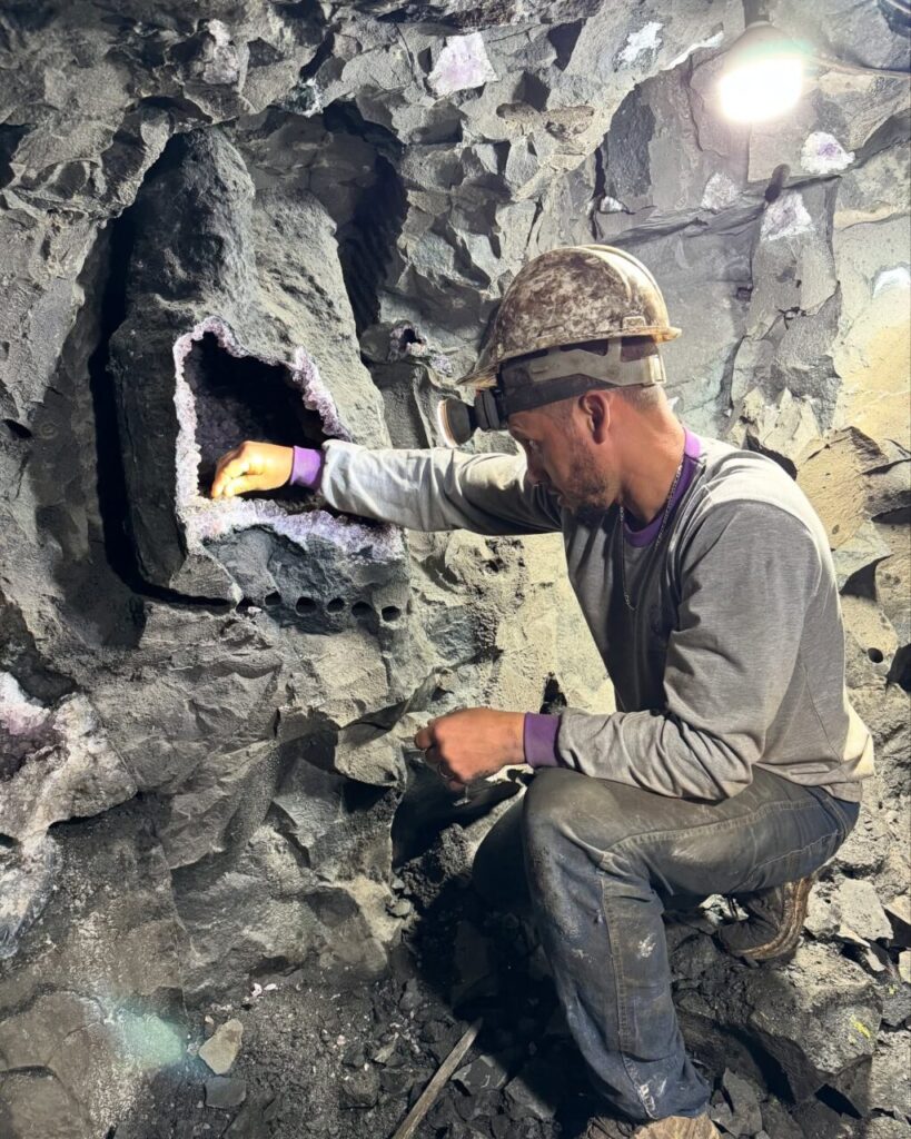 chopinzinhof2j_1750720059_3661627709756559755_74831551834