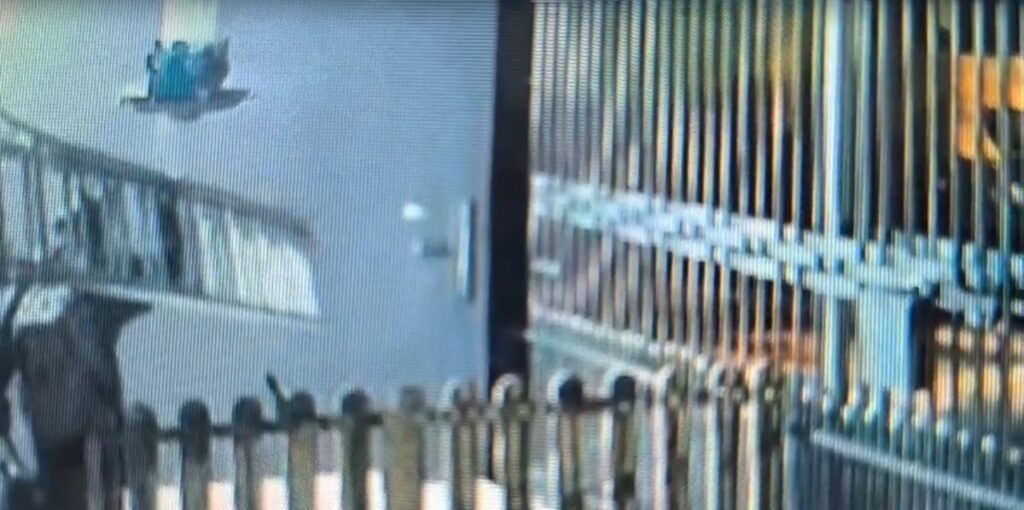 WhatsApp Image 2025-09-08 at 16.02.06 (1)