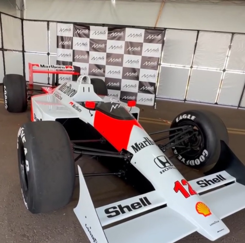 WhatsApp Image 2025-10-12 at 00.14.06 (1)