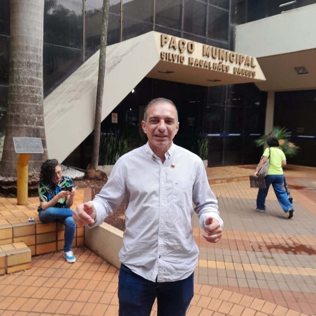 secretário de obras Artur