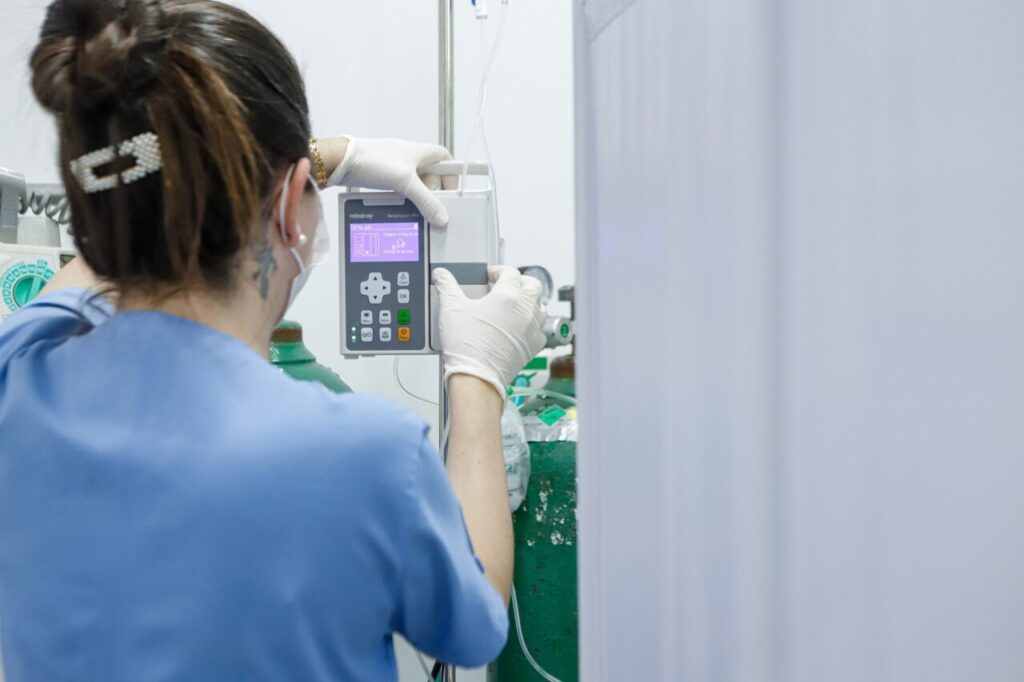 Concurso mais aguardado do ano é aberto no Paraná com 641 vagas e salário de R$ 7,6 mil